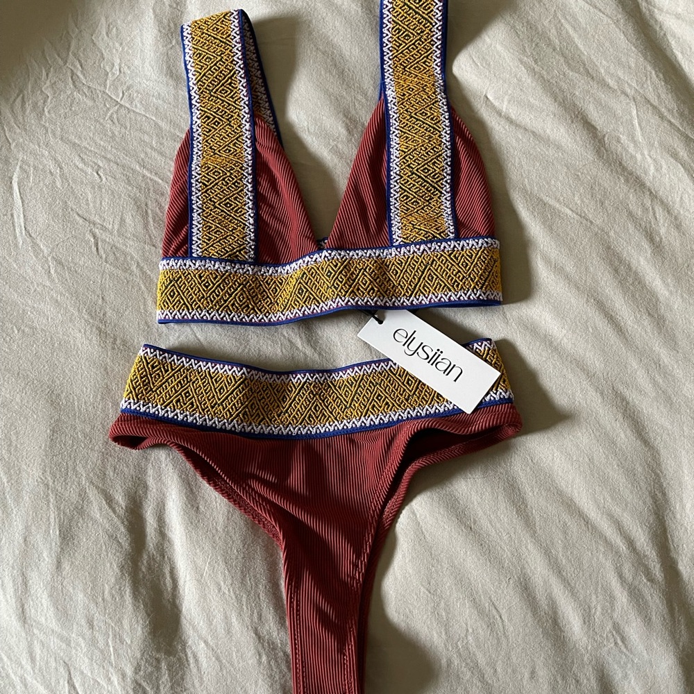 Elysiian thong bikini